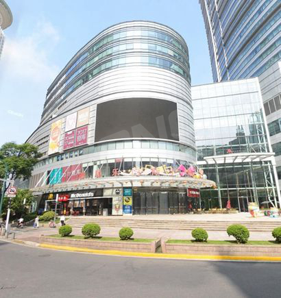 上海雅居樂(lè)國(guó)際廣場(chǎng)室外全彩色LED顯示屏