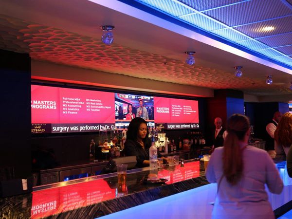 美國(guó)華盛頓訓(xùn)練俱樂部室內(nèi)全彩led顯示屏