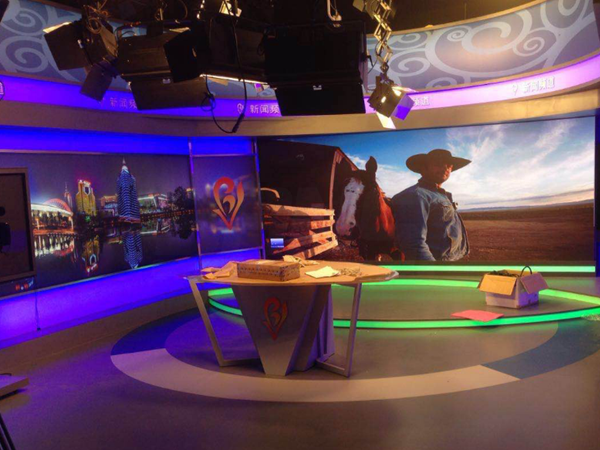 山東淄博電視臺(tái)室內(nèi)全彩顯示屏