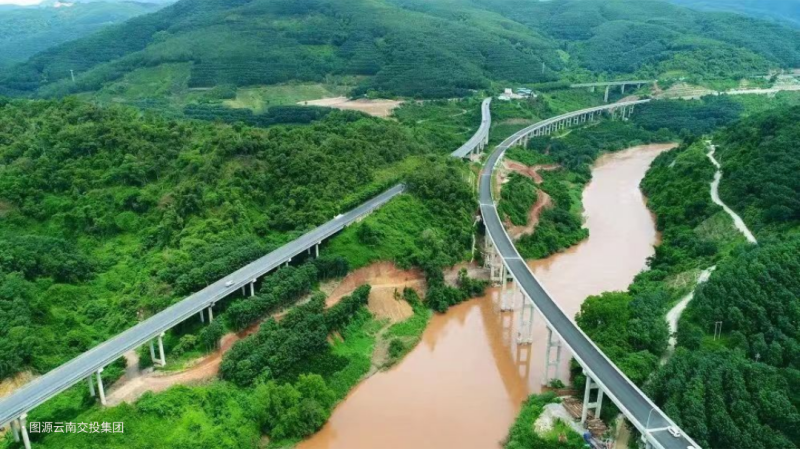 大國交通,之云南,抵御復雜環境,三思LED路隧照明,鑄就交通豐碑