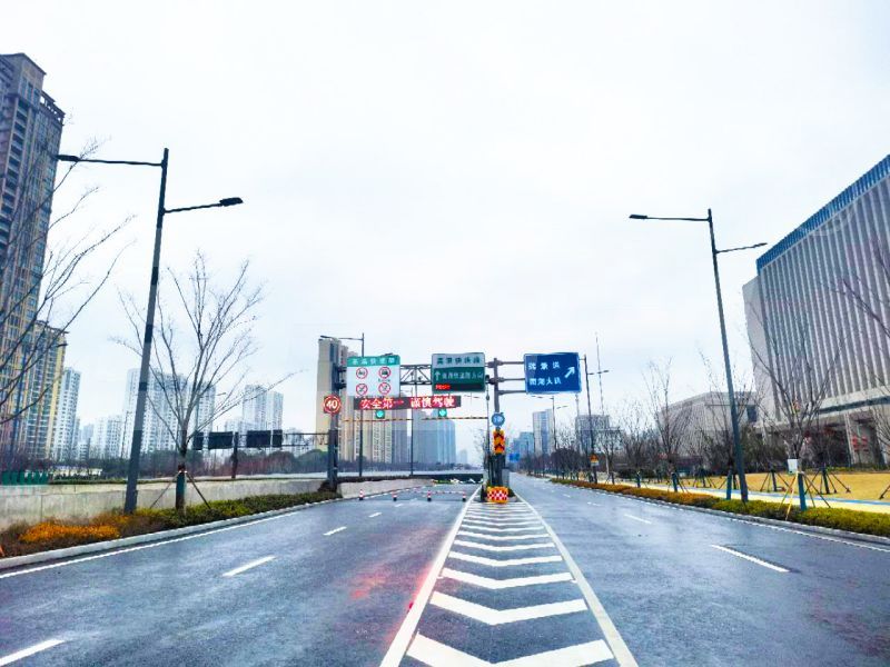 城市,隧道照明,新樣板,三思創(chuàng)新組合方案,點(diǎn)亮,無錫高浪智慧快速路