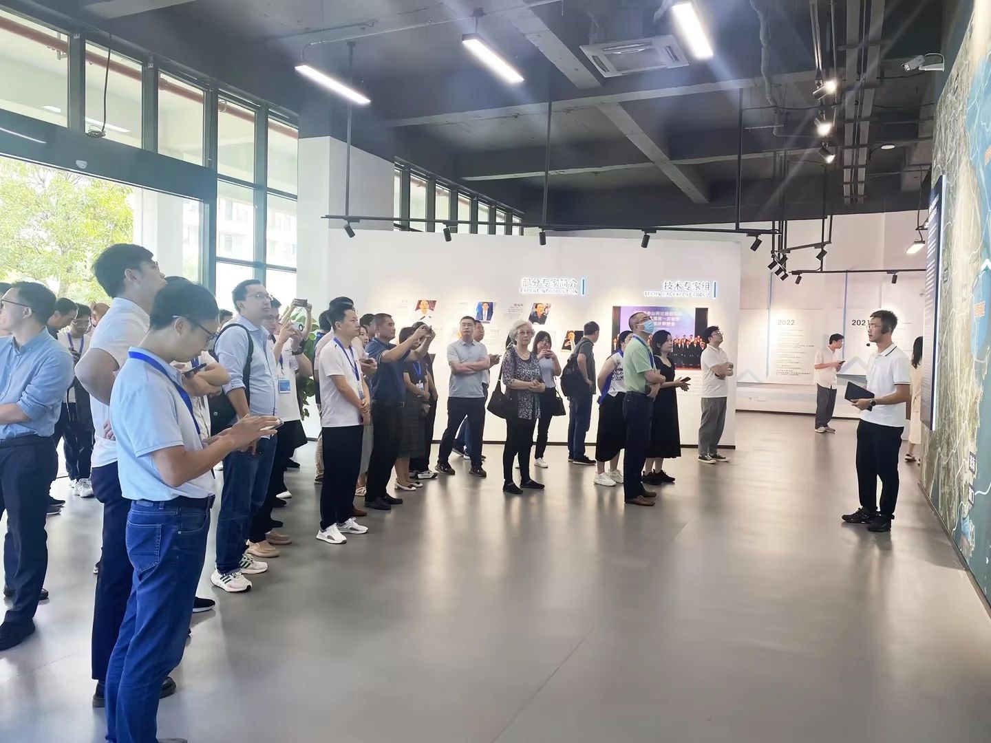 齊聚深中通道,全國(guó)300余專(zhuān)家,現(xiàn)場(chǎng)體驗(yàn)三思,黑科技